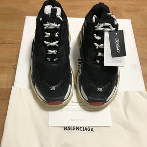 Balenciaga Triple S